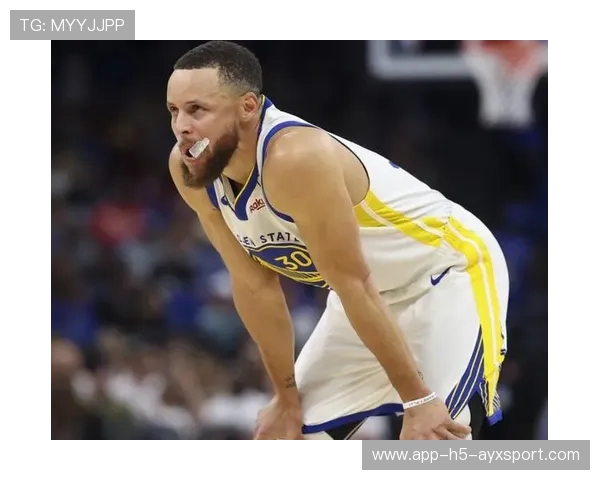 库里外线节奏极佳,金州全队手感同步升温 库里外线节奏极佳,金州全队手感同步升温