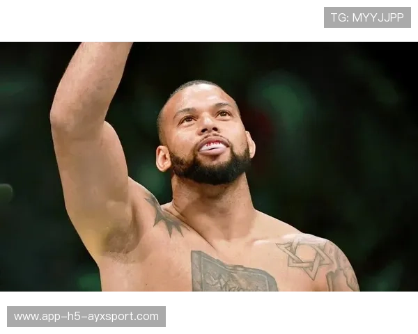 UFC铁拳连锤对手：一场惊心动魄的格斗盛宴