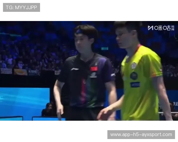 王楚钦海口三局横扫冯翊新,正手进攻成功率百分之九十五胜 王楚钦海口三局横扫冯翊新,正手进攻成功率百分之九十五胜